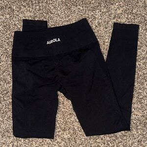 Aurola Leggings size Medium